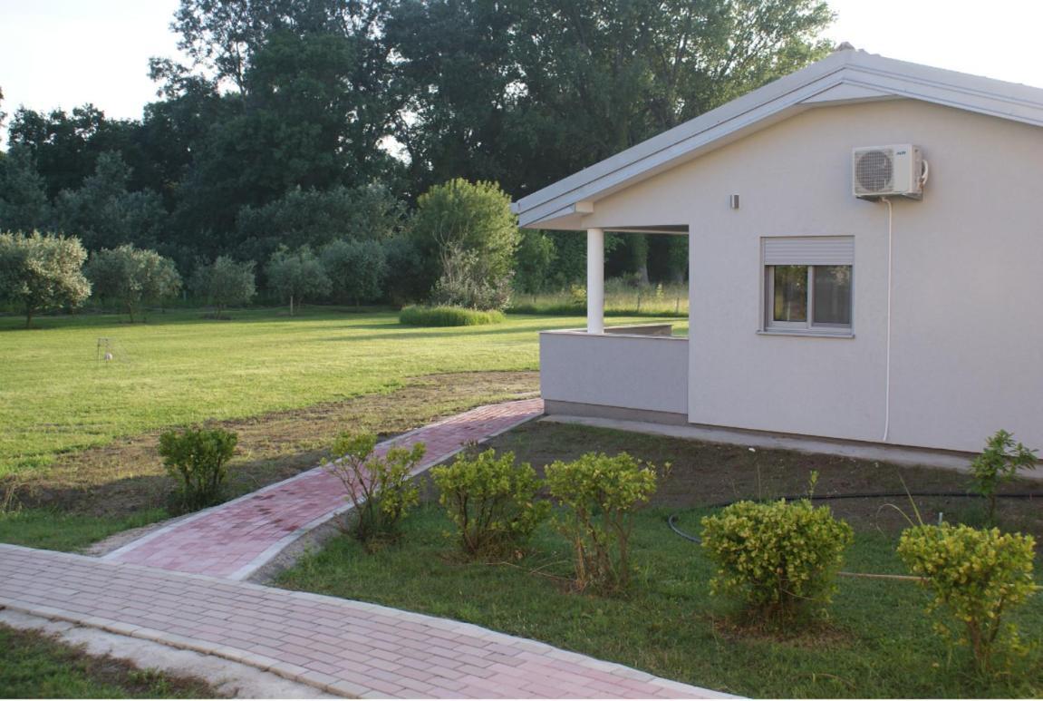 Helena'S Sweet Home Улцин Екстериор снимка